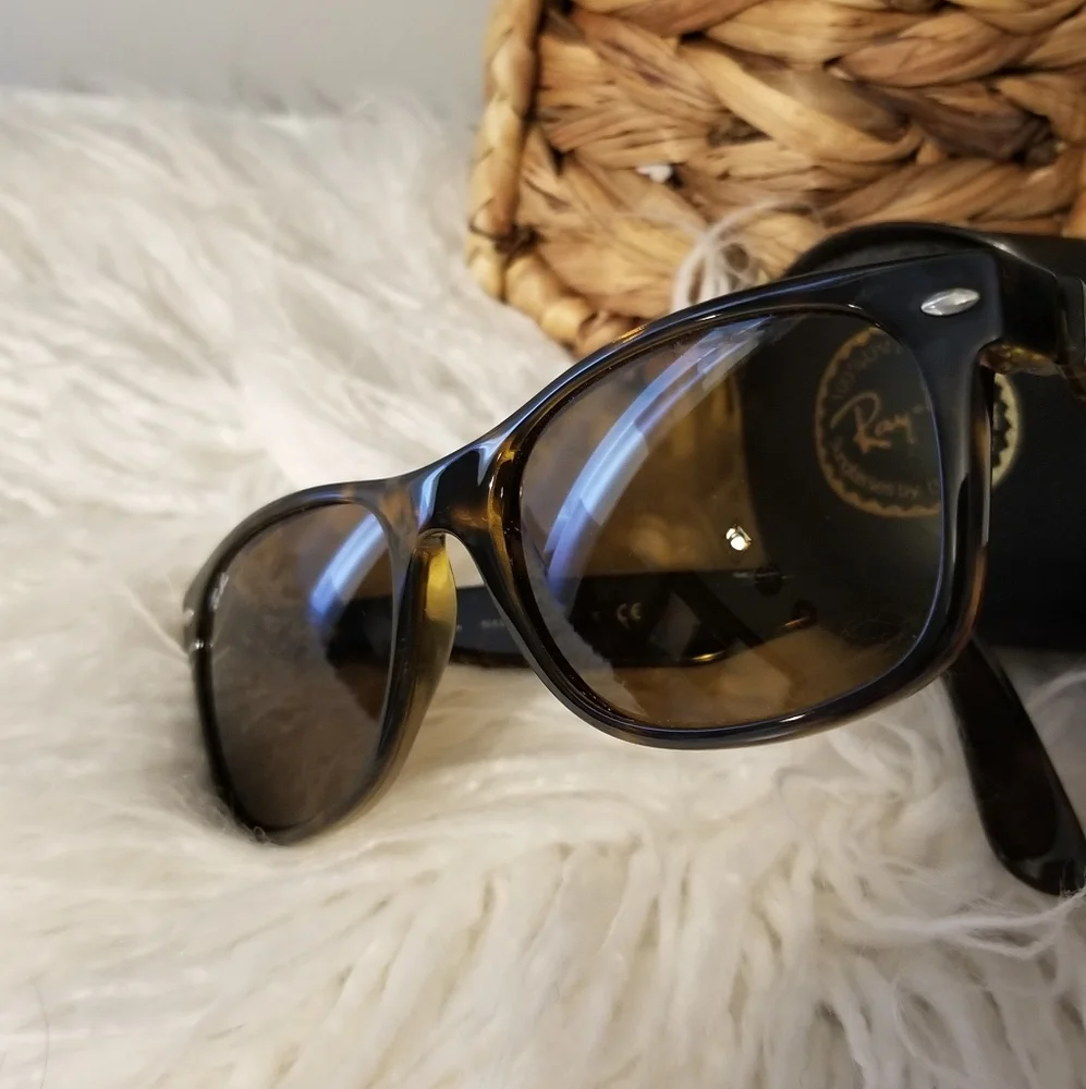 🕶RAY-BAN WAYFARER SUNGLASSES - Picture 4 of 8